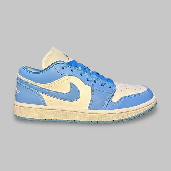 Air Jordan 1 Low UNC Blue & White Sneakers - Women’s Size 7 - Picture 2 of 6